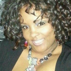 Meet your Posher, Nina